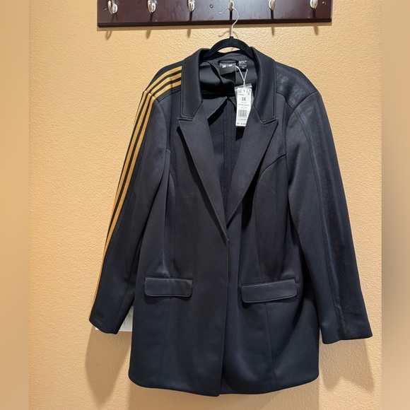Adidas Ivy Park Black Gold Suit Jacket1